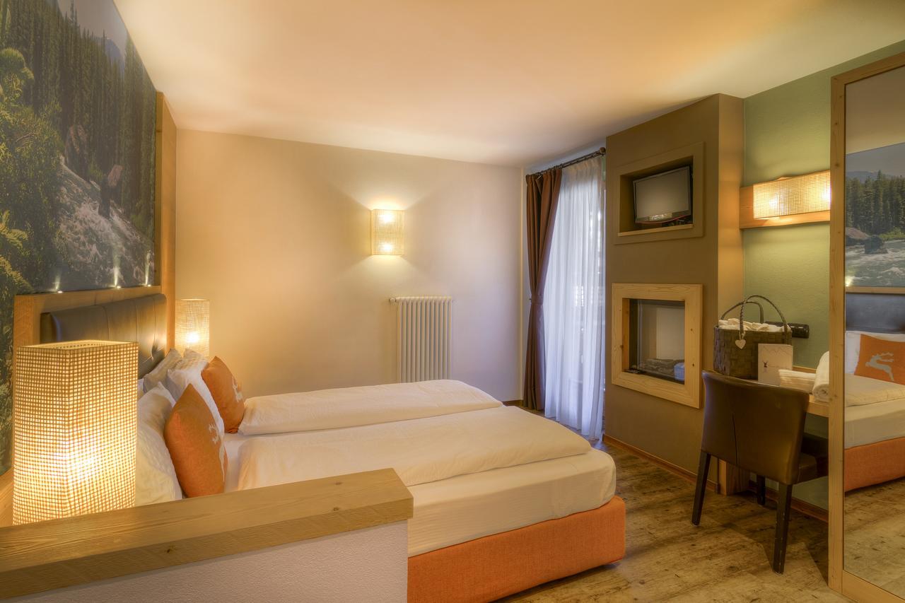 Hotel Madonnina Resort And Wellness Soraga Kültér fotó